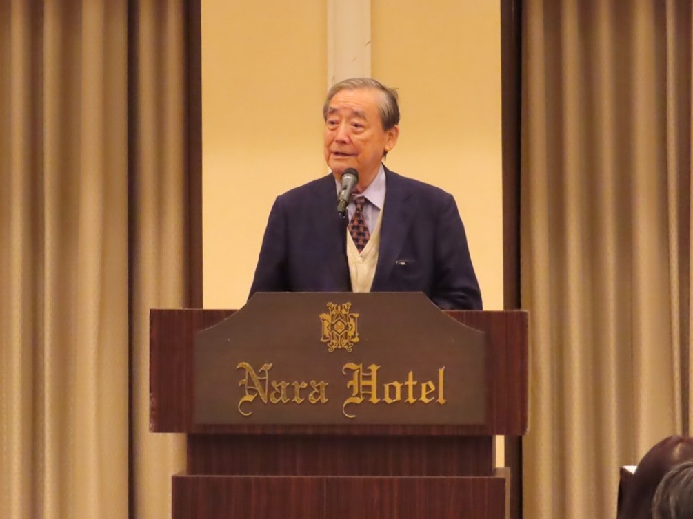 奥野理事長挨拶の写真